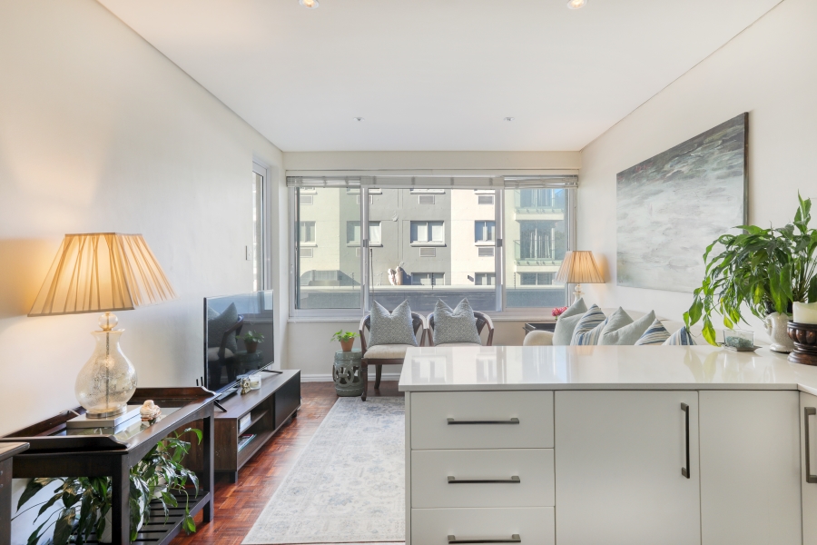 2 Bedroom Property for Sale in Green Point Western Cape